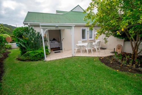 9 River Club Mews - thumb 0