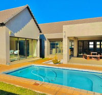 872 on Samantha Tourism Africa