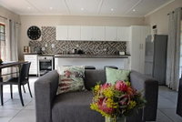 870 on Riverview Drive Tourism Africa