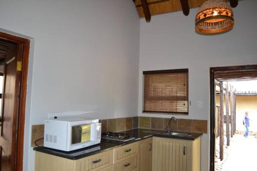 86 Zebula 12 Sleeper Lodge - thumb 1