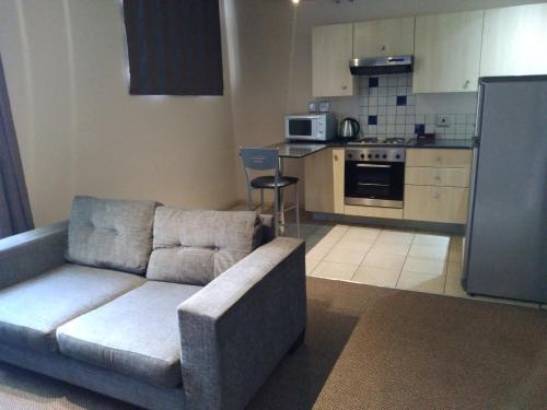 84 Marshall Isibaya House - thumb 1