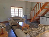 8 On Main Tourism Africa