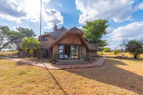 63 Zebula 4 Bedroom House Sleeps 12 - thumb 5