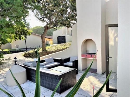 63 Cest Si Bon - Shelly Beach - thumb 4