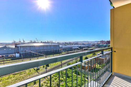 605 Alberts - thumb 0