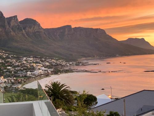 6 On Clifton - Spacious 2 Bedroom Apartment - thumb 1