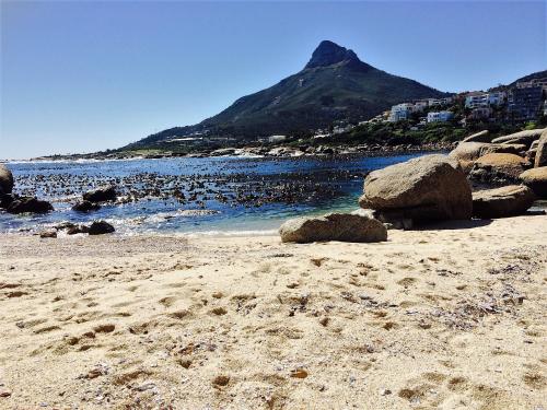 6 On Clifton - Spacious 2 Bedroom Apartment - thumb 3