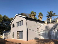 6 on Acacia  8 on Acacia Guesthouse Tourism Africa