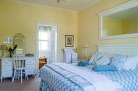 56B Gowrie Village Tourism Africa