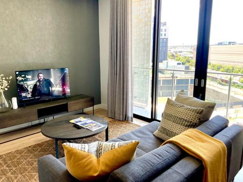 5 Star Ellipse Waterfall Elegant Apartments, Midrand - thumb 1