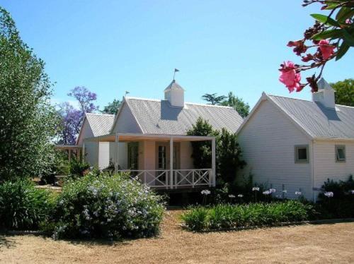 5 Mountains Lodge - thumb 4