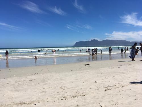 45 Ocean Villas, Cape Town, Muizenberg - thumb 1
