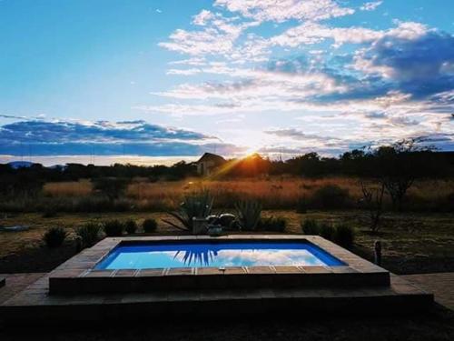 Zebula - HT1 - 5 Bedroom Holiday Home - thumb 3