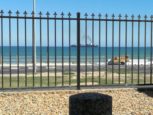 Zeezicht 303 - thumb 2