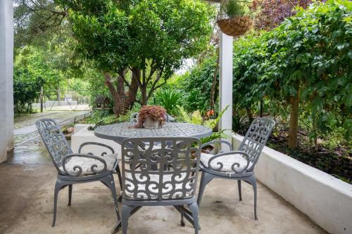 4 ON REGENT - thumb 1