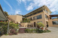 4 CARNOUSTIE HOUSE Tourism Africa