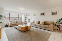 31 Greenpoint Mews Tourism Africa