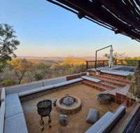 300 Elements 4 Bedroom Holiday Home - Tourism Africa