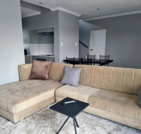 3 Bedroom Residential House with Patio - Tourism Africa