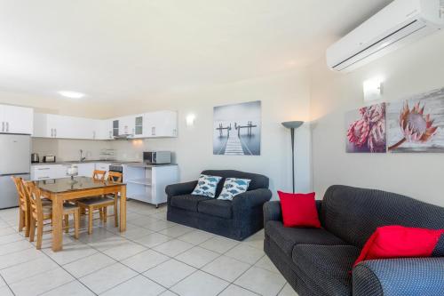 25 BOULDER BAY, BALLITO - thumb 1