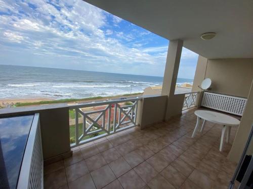 24 Waterfront - thumb 0