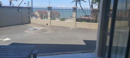 24 Topanga - thumb 1