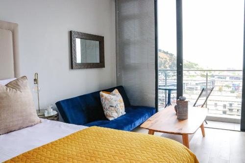 2218 At 16 On Bree - thumb 1