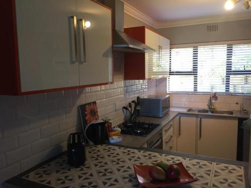 20A Castleton - thumb 1