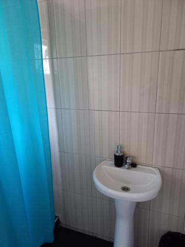 2 Bedroom Residential Home, Along The Coast. - thumb 1