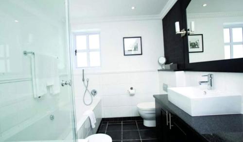 2 Bedroom Apartment With A Beautiful View - thumb 4