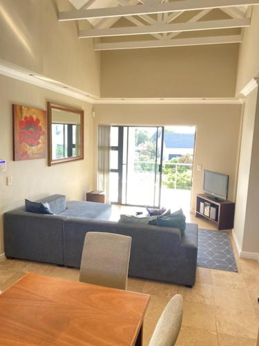 2 Bedroom Apartment In Langebaan - thumb 2