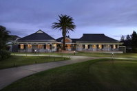 19th Hole Guest Lodge - Golfers paradise Tourism Africa