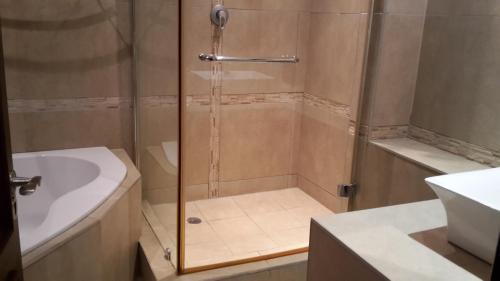 18 Herrwood In Umhlanga - thumb 1