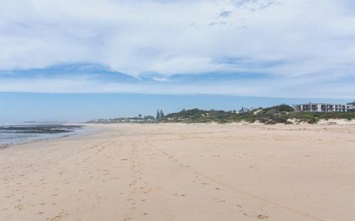 17 The Dune Jeffreys Bay - thumb 4