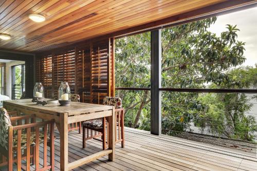 17 Geneva Middle - thumb 1