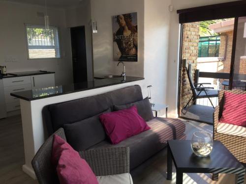 14 Chapman Avenue Flat With Ocean View - thumb 0