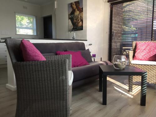 14 Chapman Avenue Flat With Ocean View - thumb 1