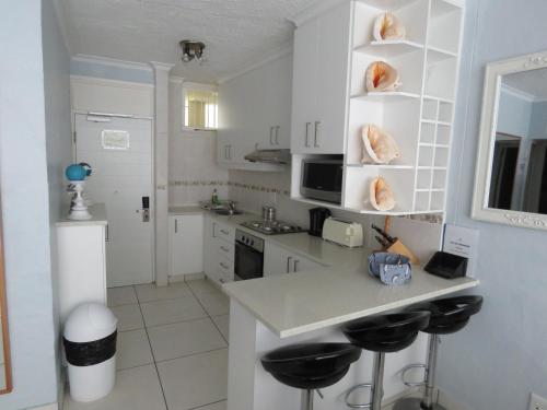 130 BREAKERS RESORT HOTEL Umhlanga - thumb 1