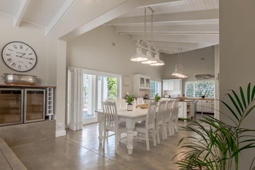 13 Sanganer Avenue, Plettenberg Bay Holiday Home - thumb 2