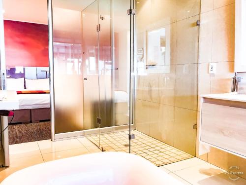 121 Ocean View Drive Studio Apartment - thumb 2