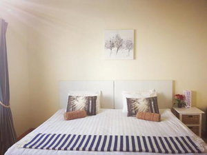 12 Greenpoint Guesthouse
