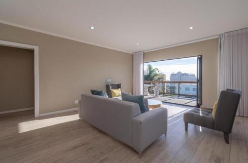 11 Upper Portswood Road - thumb 1