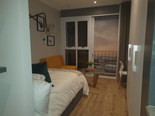 1-on-Albert - thumb 4