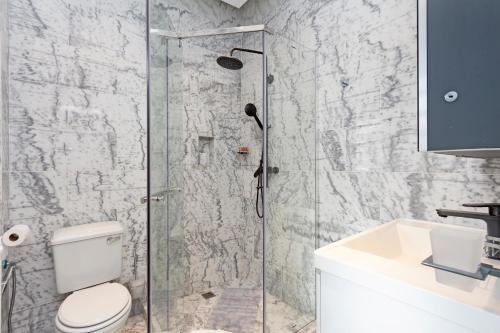 1 Bedroom Sparrow Unit Kalkbay - thumb 3