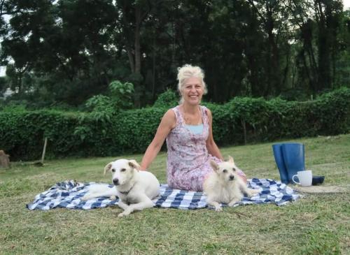 'Out Of Africa' On The Highway - thumb 0