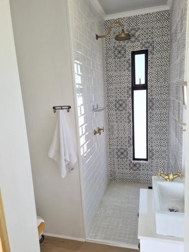 Buff & Fellow Eco Cabins - thumb 1