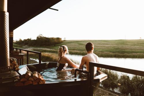 Buff & Fellow Eco Cabins - thumb 5