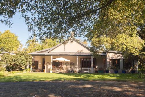 Button Birding Smithfield Guesthouse - thumb 0