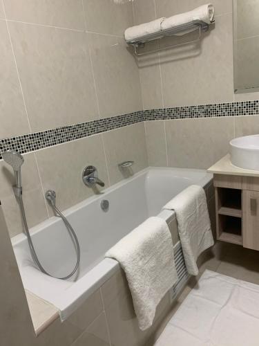 Canvas Luxury Apartments - thumb 3