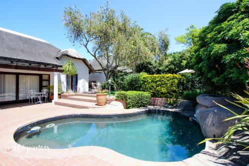 Cape Village Lodge - thumb 2